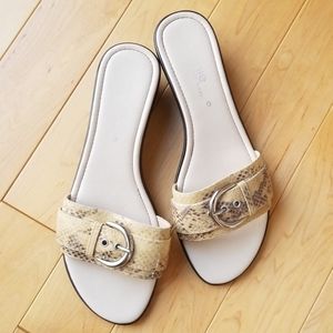 🌻Connie Faux Snakeskin Buckle slip ons wedge